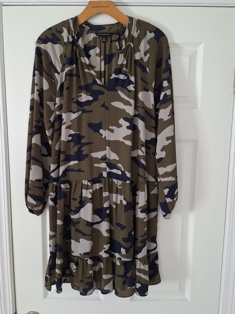 Banana Republic Camo Tiered Long Sleeve Mini Dress Size XS Lined
